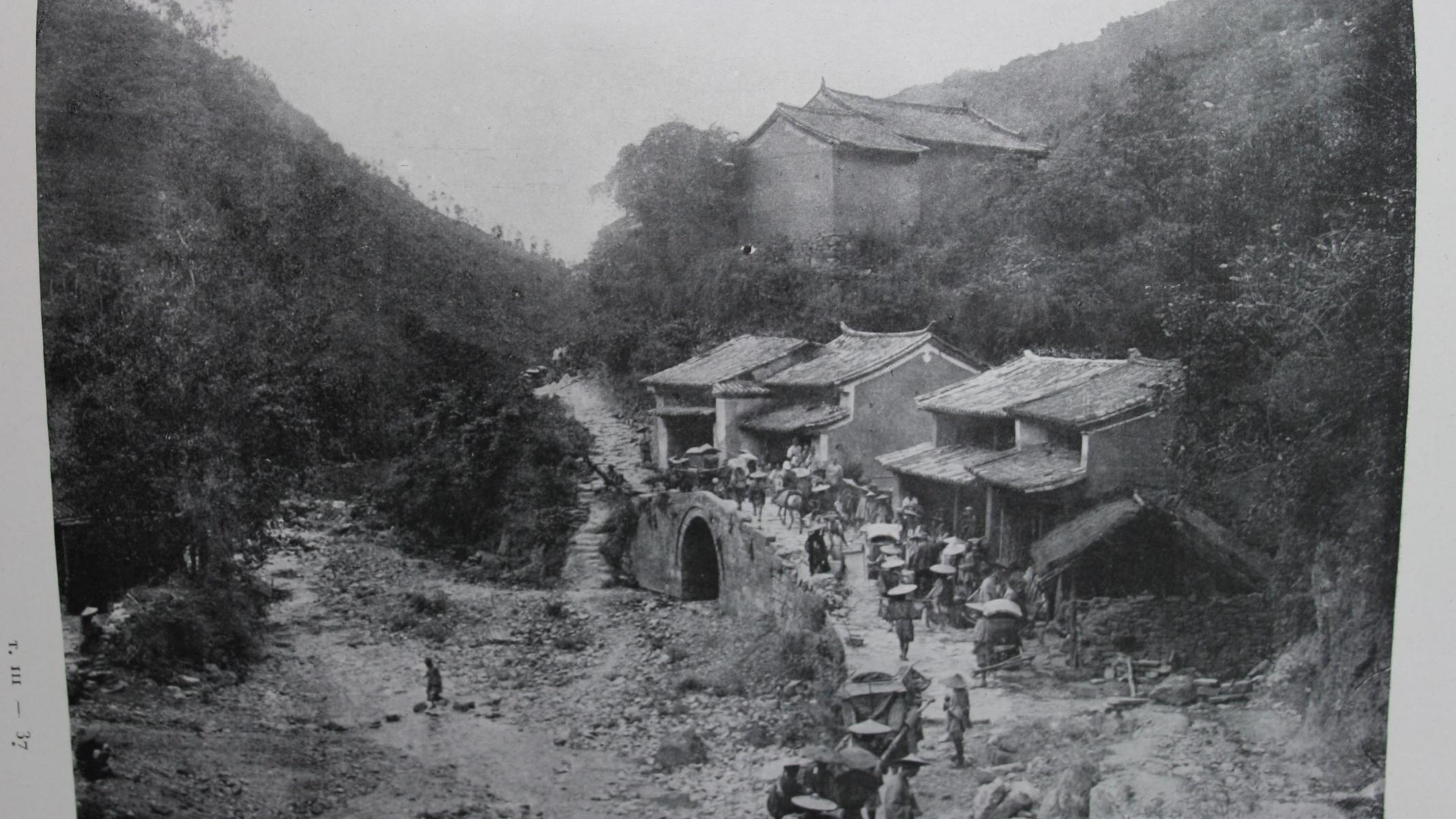 De Yun-Nan-Sen a Mong-Tse - Les Missions catholique francaises au XIXe siècle, Band 3, Paris 1902 (Martinus-Bibliothek Mainz, E/2278,3)